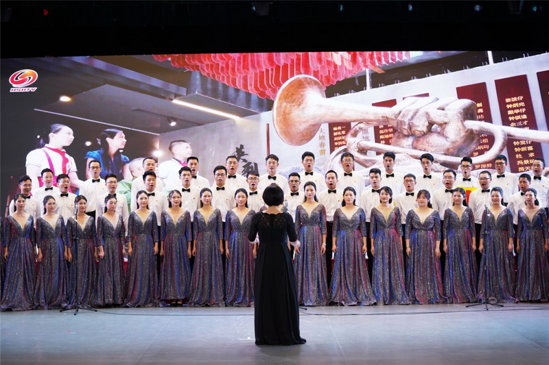 210802颂歌献给党!开云电竞官方网站自然资源局举办全市自然资源系统“砥砺初心跟党走学史力行颂党恩”歌咏比赛 (8).jpg