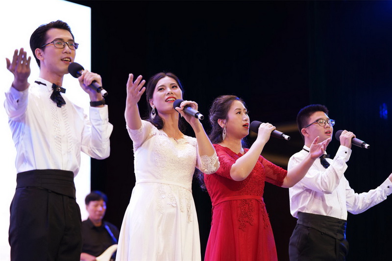 210802颂歌献给党!开云电竞官方网站自然资源局举办全市自然资源系统“砥砺初心跟党走学史力行颂党恩”歌咏比赛 (12).jpg