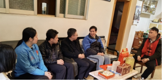 240208迎新春送温暖,送书共学共进 (2).png