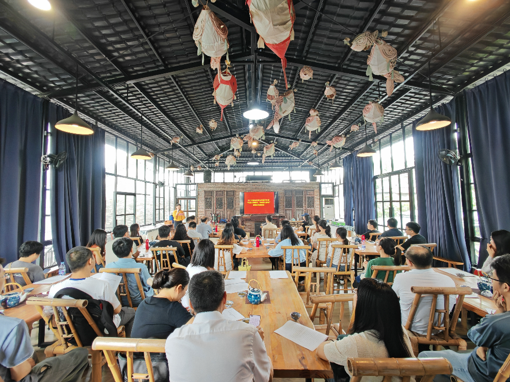 (通讯稿)开云电竞官方网站直机关党组织第四片组开展“弘扬五四精神,争做有为青年”主题活动1.doc_1