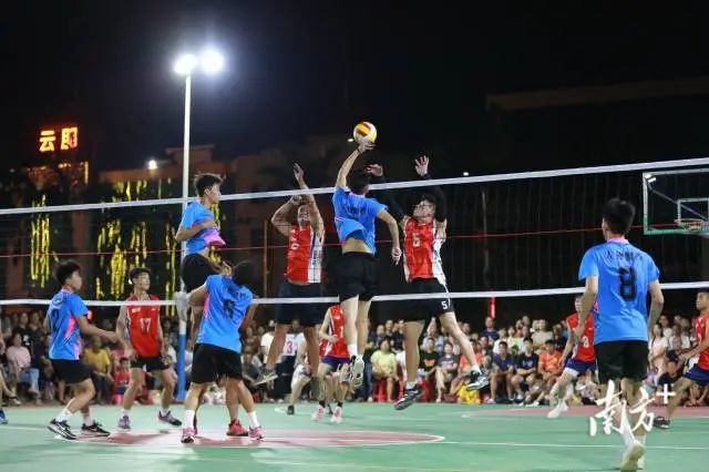 2023年台山侨乡男子九人排球赛(侨VA)都斛赛区比赛现场。台山市都斛镇供图 图片