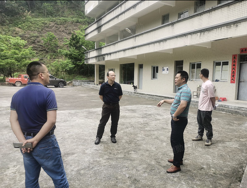 230504﻿开云电竞官方网站自然资源局开展“五一”节前森林防火、地灾防治和安全生产大检查 (4).jpg