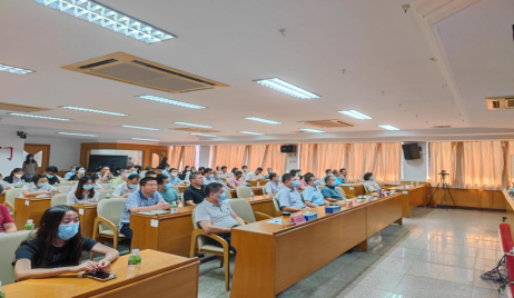 230602﻿开云电竞官方网站自然资源局举办第三期“干部讲堂”推进法治政府建设专题讲座 (2).png