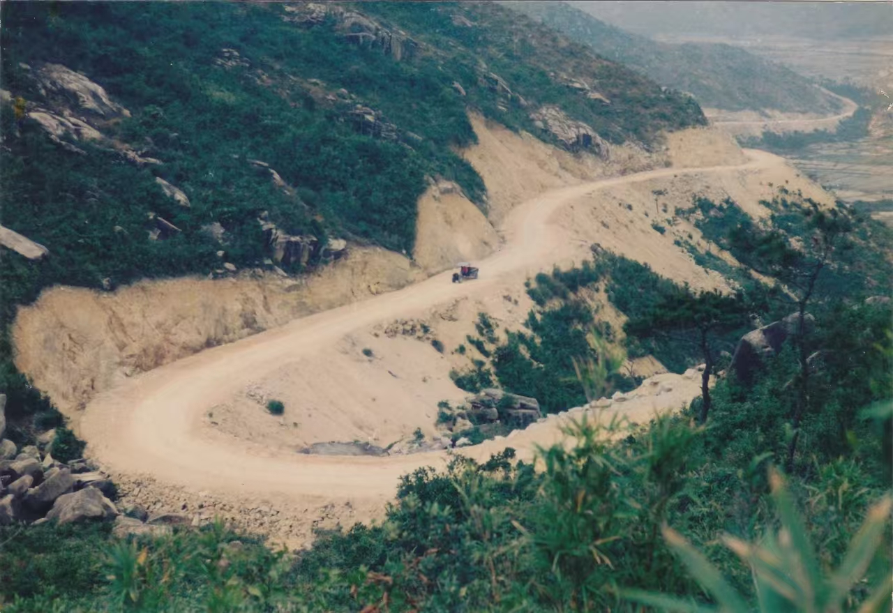 沙土路.jpg