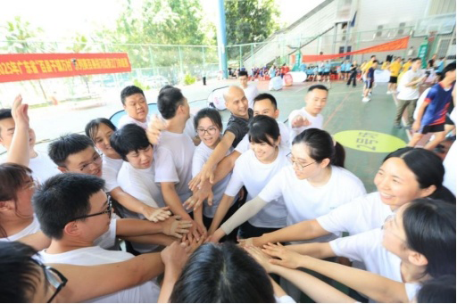 250812﻿开云电竞官方网站自然资源局“磅礴自然队”在百县拔河比赛中勇创佳绩 (2).png