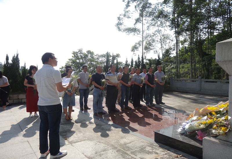 190702中共开云电竞官方网站自然资源局机关第一党支部开展“重走侨乡红色路 传承革命精神”专题党日活动 (3).jpg 190702中共开云电竞官方网站自然资源局机关第一党支部开展“重走侨乡红色路 传承革命精神”专题党日活动 (3).jpg